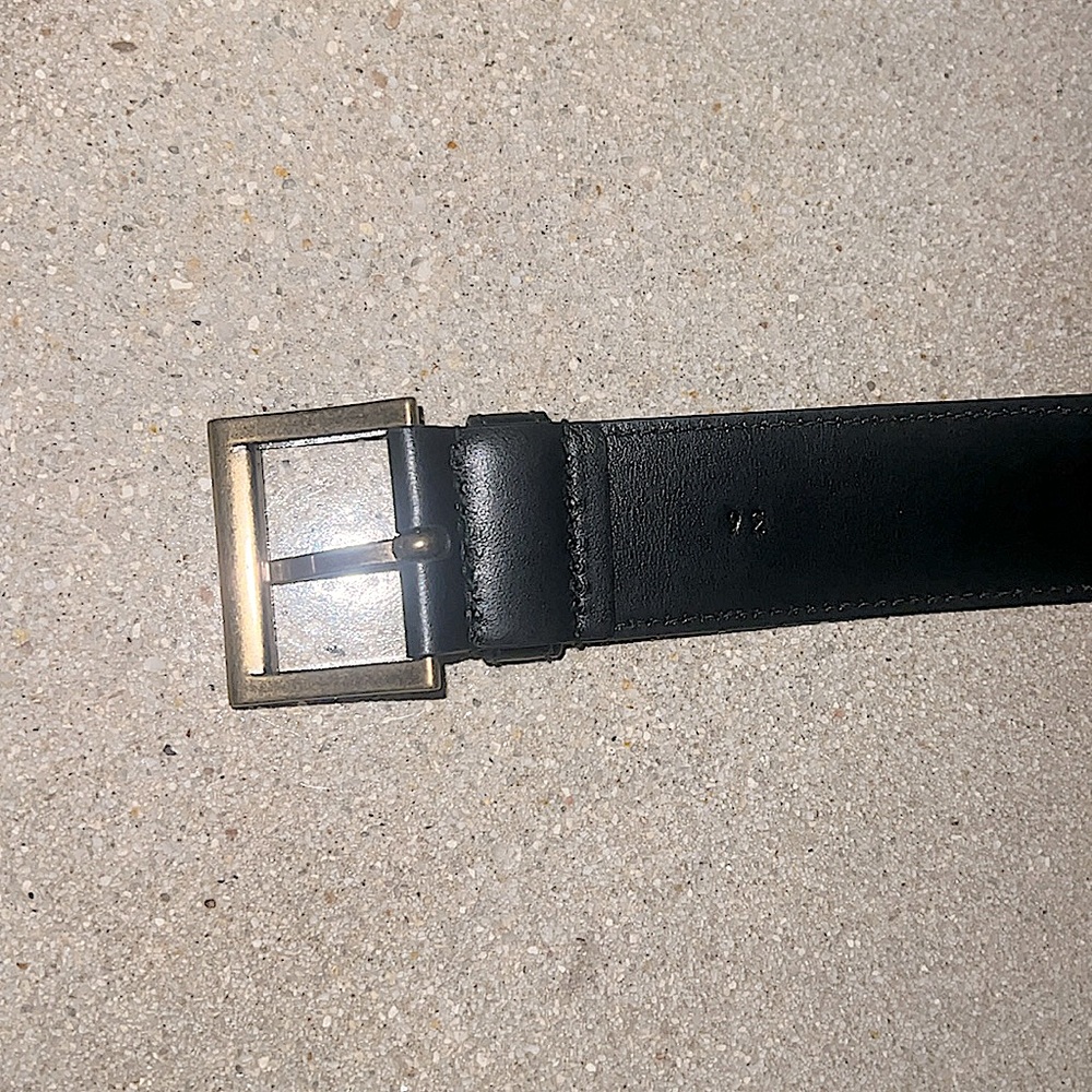 Prada of women's black leather belt with brass buckle embellishments size 36 - Picture 4 of 6